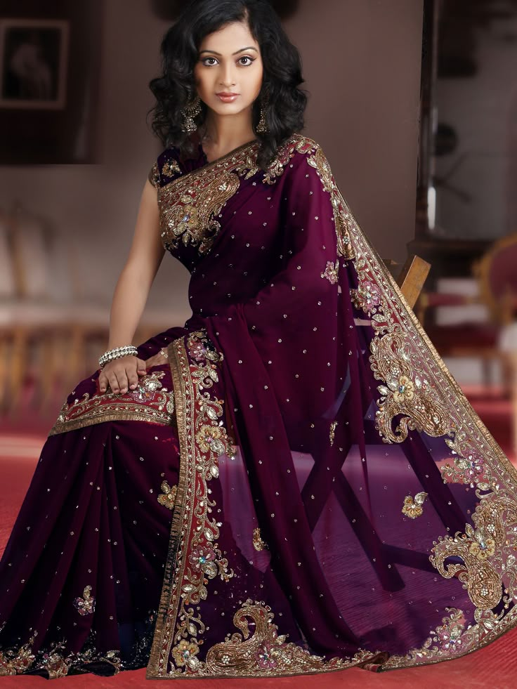 Sarees: Buy Latest Indian Sarees Collection Online | Utsav Fashion