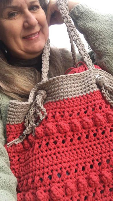 Crochet Hug & Kisses Tote Bag + Tutorial