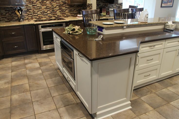 Medium Maple Cabinets with light Granite countertops and ... Medium Maple Cabinets with light Granite countertops and ... on Maple Kitchen Cabinets With Granite Countertops
id=77735