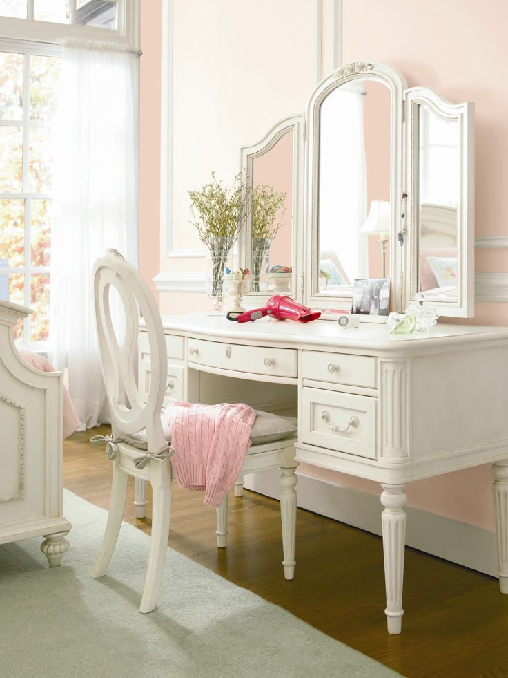 Best 20+ Vanity desk ideas on Pinterest | Vanity set ikea, Makeup ... Best 20+ Vanity desk ideas on Pinterest | Vanity set ikea, Makeup ...