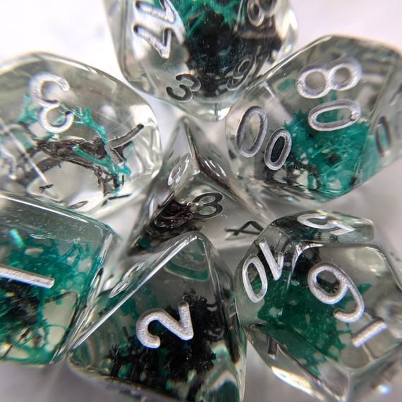 Moss dices