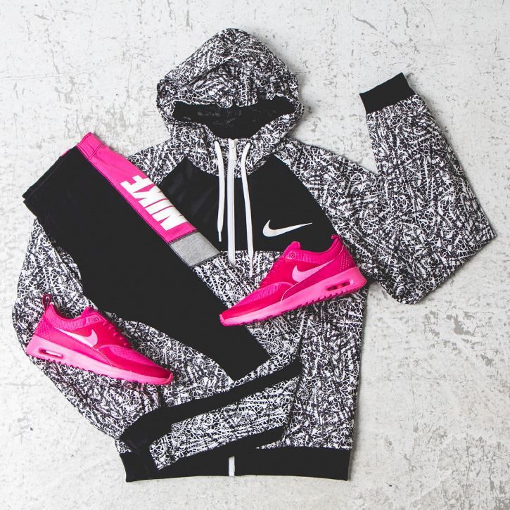 nike outfit sale