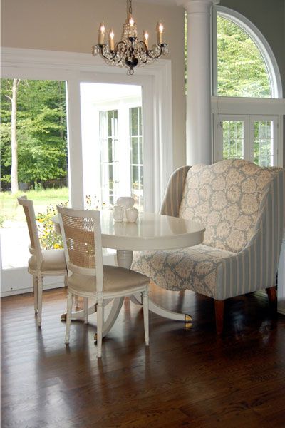 Best 25+ Settee Dining Ideas On Pinterest Cozy Dining Rooms The Green Room Interiors Chattanooga, TN Interior Decorator Designer: Settee at the Dining Table - Best 25+ Settee Dining Ideas On Pinterest Cozy Dining Rooms