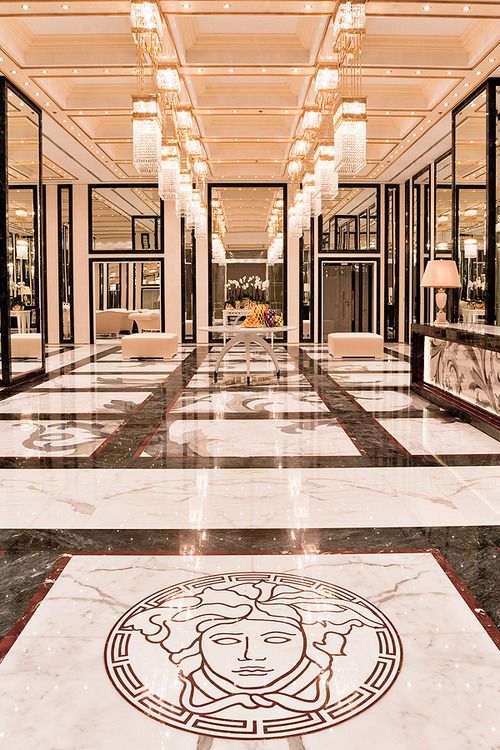 Interiors designed by Versace Home www.versacehome.it (met afbeeldingen ...