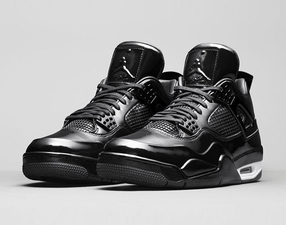 black high top jordans mens