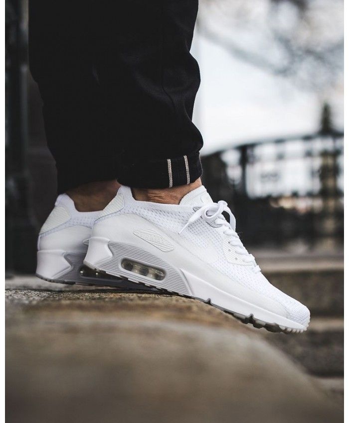 white flyknit air max