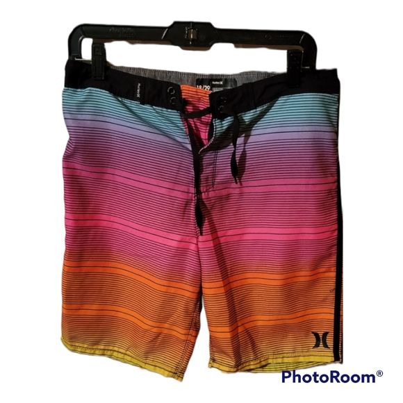 Hurley mens swim trunks. Size 29. | Mens swim trunks, Hurley mens, Swim