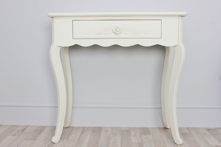 Cream Hall Table vintage rose small cream dressing table / desk or hall table Cream Hall Table vintage rose small cream dressing table / desk or hall table
