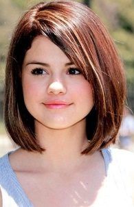 Hairstyles For Round Faces lob for round face with bangs 30 Short Haircuts For Round Faces Hairstyles For Round Faces long hair round faces which long hairstyles work on round faces 30 Short Haircuts For Round Faces