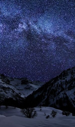 雪山と満天の星空のiphone壁紙 壁紙キングダム スマホ版 空の写真 夜の星 待ち受け画像 雪山と満天の星空のiphone壁紙 壁紙キングダム スマホ版 空の写真 夜の星 待ち受け画像