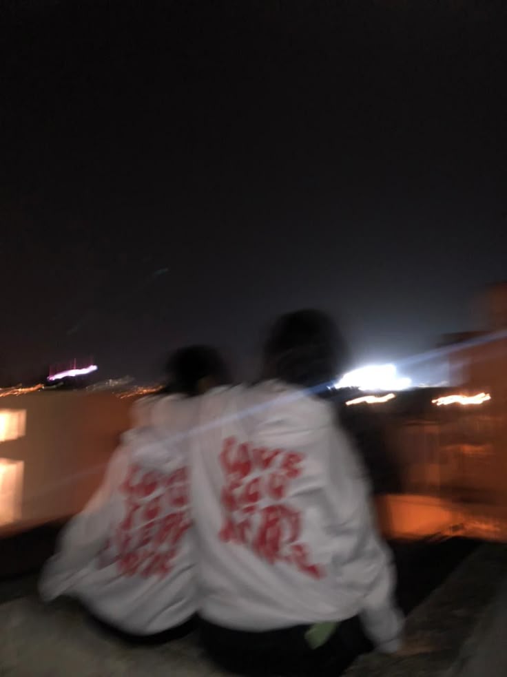Bestfriend Matching Blurry Night Pic In 2022 Blurry Pictures Blurry bestfriend-matching-blurry-night-pic-in-2022-blurry-pictures-blurry
