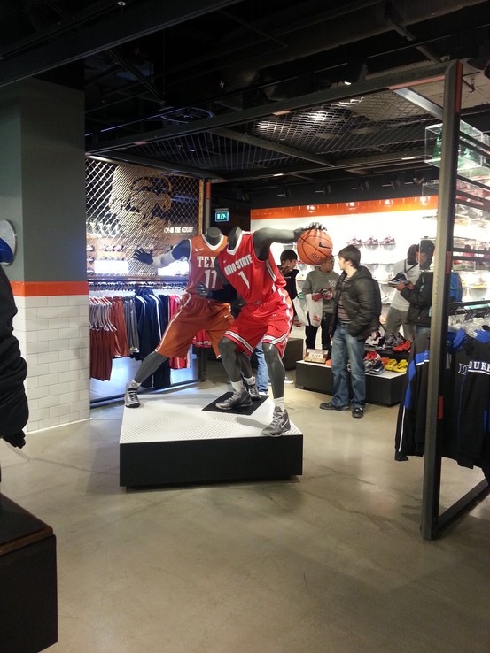 nike store zürich niederdorf nike store zürich niederdorf