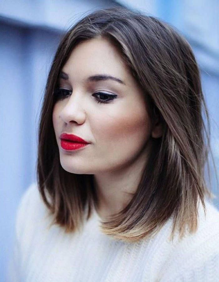 Coupe carré dégradé frange Coiffures cheveux courts