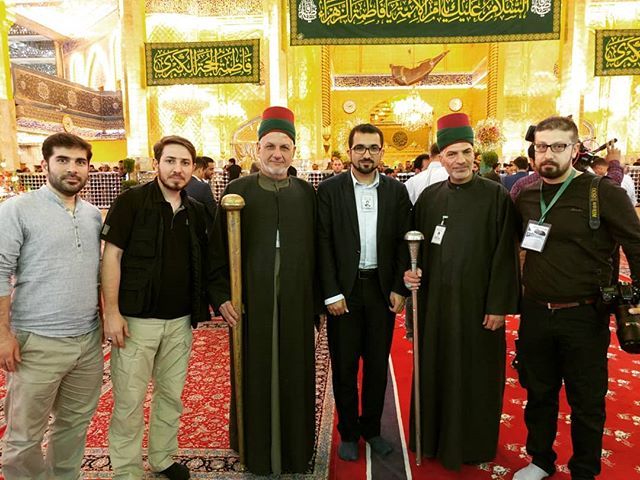 پس از نماز زمزمه کرد ومن يتق الله يجعل له مخرجا ويرزقه من حيث لا يحتسب باقی آیه را میخواند و نمی خواند تمام وجودش روی Dresses Instagram Academic Dress