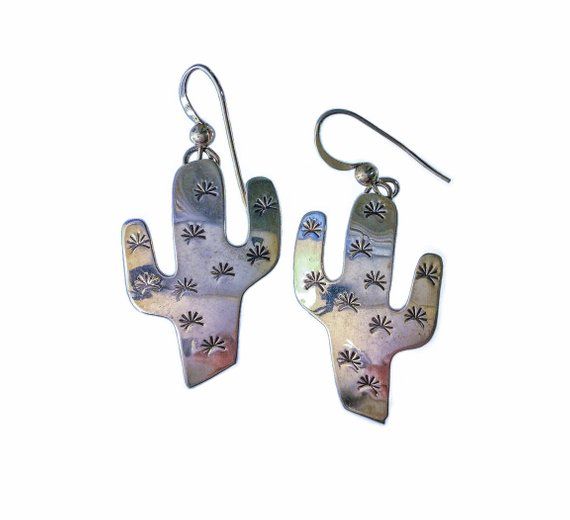 Little silver cactus earrings American cowboy earrings Sterling silver southwestern earrings Saguaro cactus jewellery Wild west