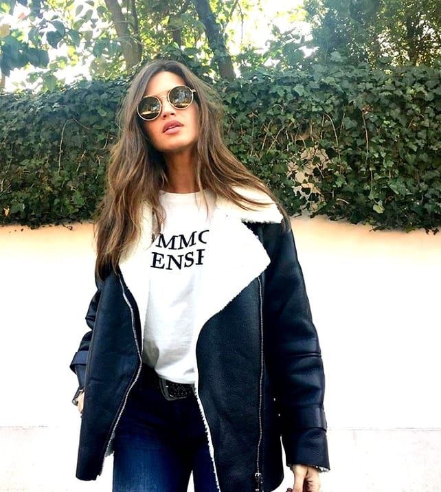 Por Qué Todas Amamos El Look De Sara Carbonero Aquí Recopilamos Sus Mejores Outfits Del 2019 Effortless Chic En 2020 Outfits Tendencias De Moda Tips De Moda