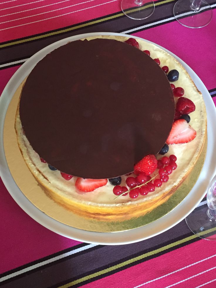 Envie Dacquoise Amande Aux Eclats D Amandes Grillees Biscuit Joconde Compote De Cassis Creme Vanille A La Vi Gateau Maison Amandes Grillees Biscuit Joconde Envie Dacquoise Amande Aux Eclats D Amandes Grillees Biscuit Joconde Compote De Cassis Creme Vanille A La Vi Gateau Maison Amandes Grillees Biscuit Joconde