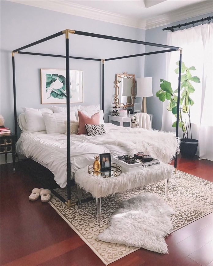 Small Bedroom Decor Ideas 2019 Glam bedroom, Glam