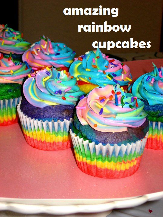 Troll Colored Small Cake Troll Colored Small Cake
