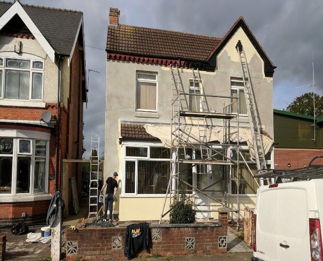 Painter And Decorator Prices >> Get Trusted Exterior Decorating In Moseley From L B Painter And Decorator Prices >> Get Trusted Exterior Decorating In Moseley From L B