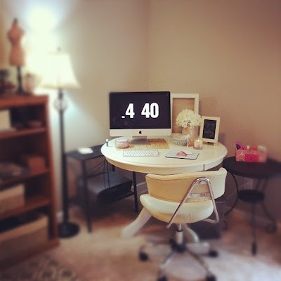 8 Top Round Desk Ideas Interior Office Table 8 Top Round Desk Ideas, Small Round Computer Tables