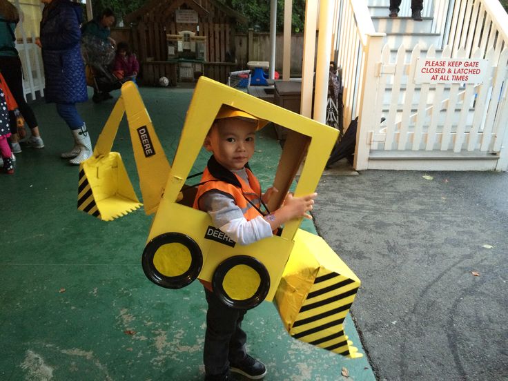 DIY Halloween Digger Costume Idea Made This For My Nephew And Was A 8cee8688c98895a8397fd5b9fbf30d9b Digger Costume Halloween 389420699010441061