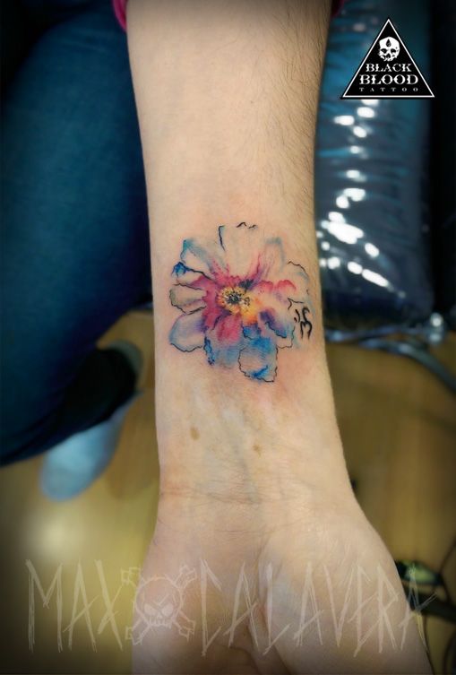 flor en acuarela watercolor flower tatuaje en acuarela flor en acuarela watercolor flower tatuaje en acuarela