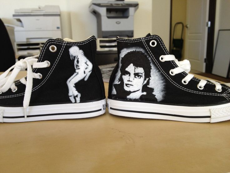 Custom Michael Jackson CONVERSE. $120.00, via Etsy. | Michael ... الشركات النقية Custom Michael Jackson CONVERSE. $120.00, via Etsy. | Michael ... الشركات النقية