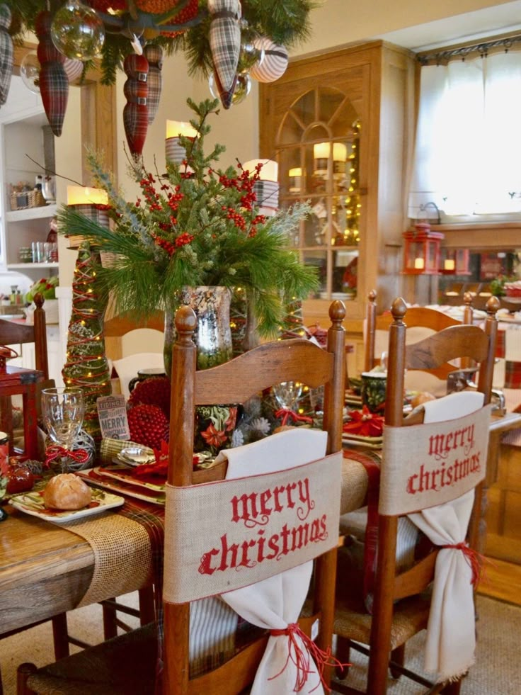 Top 150 Christmas Tables (2/5)🎄 | Christmas table decorations ...