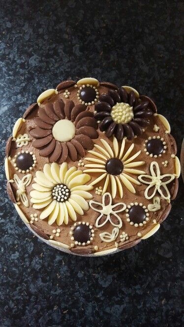 Best 25+ Chocolate buttons ideas on Pinterest Chocolate ...