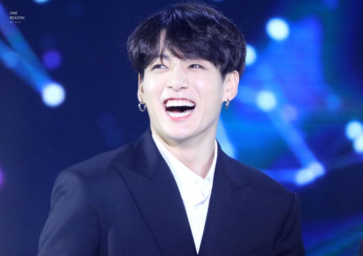 Pin on Jeon Jung Kook ️