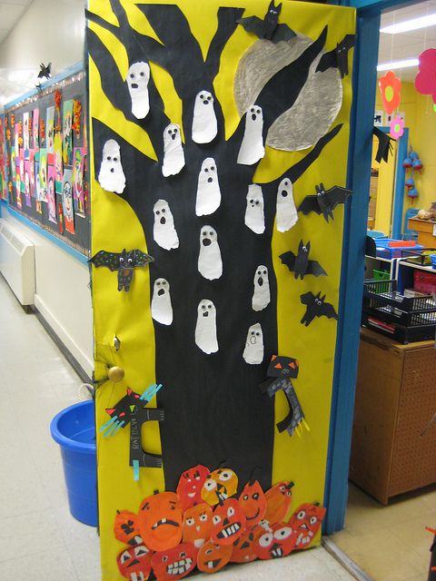 i really like this halloween decoration it wad a pre school activity but would