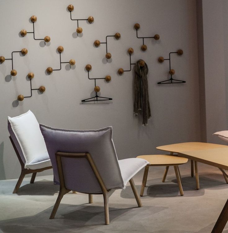 Moderne Garderoben, die Ihr Auge fangen können Möbel 2018 - designer kommode aus holz naturliche gelandeformen Moderne Garderoben, die Ihr Auge fangen können Möbel 2018 - designer kommode aus holz naturliche gelandeformen