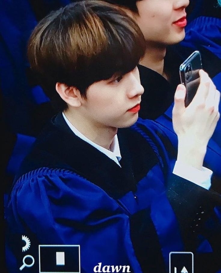kim dongyun graduation kim dongyun graduation