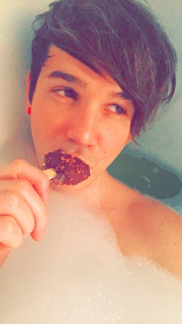 matthew-lush-fucks-dude