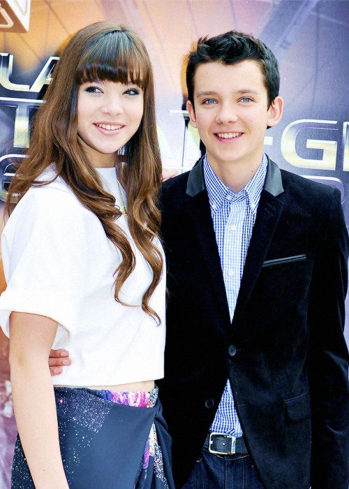 Hailee steinfeld dating asa butterfield