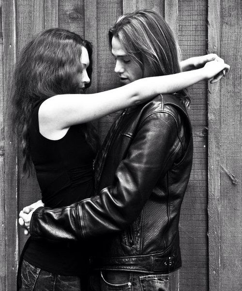 Metalhead dating gothic girl