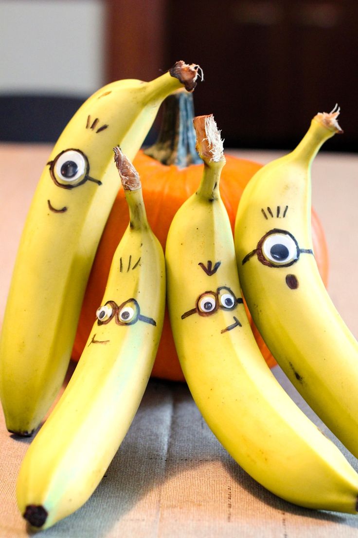 7 Fun Healthy Fruit Halloween Snacks You Can Pack (Crafty