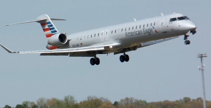 Inside Canadair Regional Jet 900 American Airlines Photo Of Ash Canadair Regional Jet N942lr Flightaware American Airlines Aviation Photo