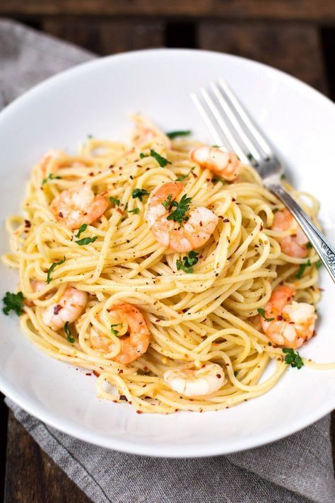 Die 20-Minuten Scampi Pasta sind super einfach und dekadent lecker. Perfekt! - K...