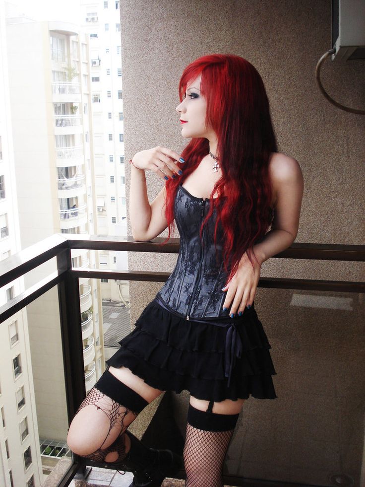 Shemale long hair drilled emo