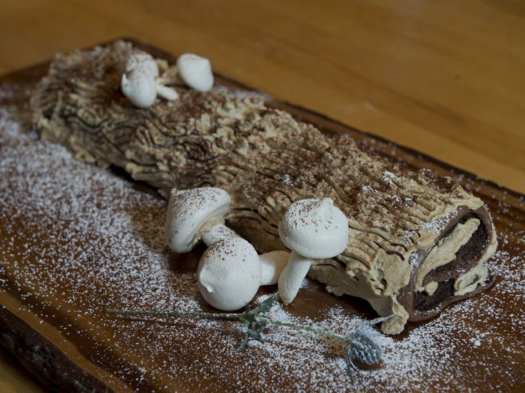 Recipe Bonnie Sterns Yule Log With Meringue Mushrooms Recipe Bonnie Sterns Yule Log With Meringue Mushrooms