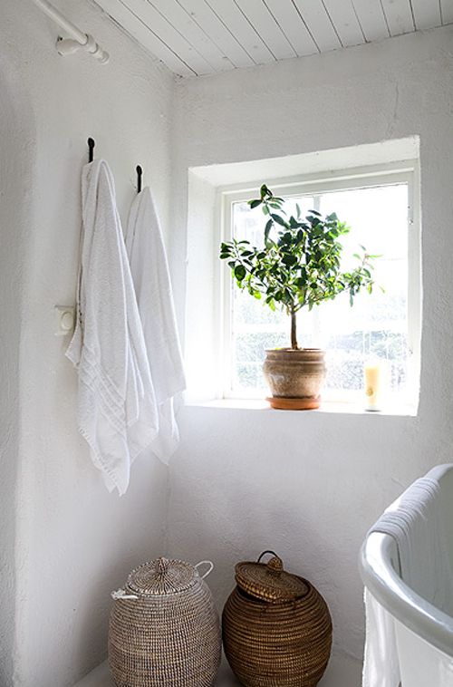 Bathroom Window Ledge 53 best windowsill decoration images on pinterest | windows, home Bathroom Window Ledge 53 best windowsill decoration images on pinterest | windows, home