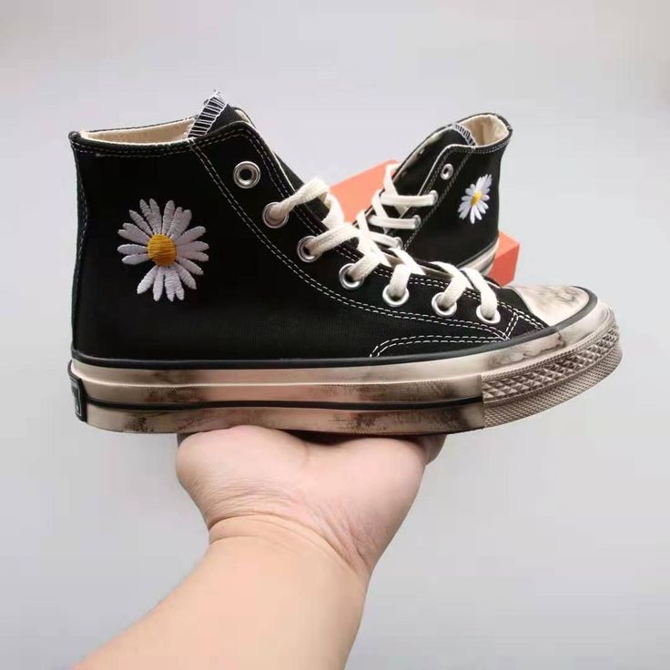 PEACEMINUSONE G-Dragon Converse All Star Chuck 1970s Black Daisy ... PEACEMINUSONE G-Dragon Converse All Star Chuck 1970s Black Daisy ...
