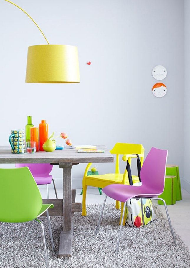 30 Tasteful Ways to Add Colorful Accents to Your Home | Neon home decor