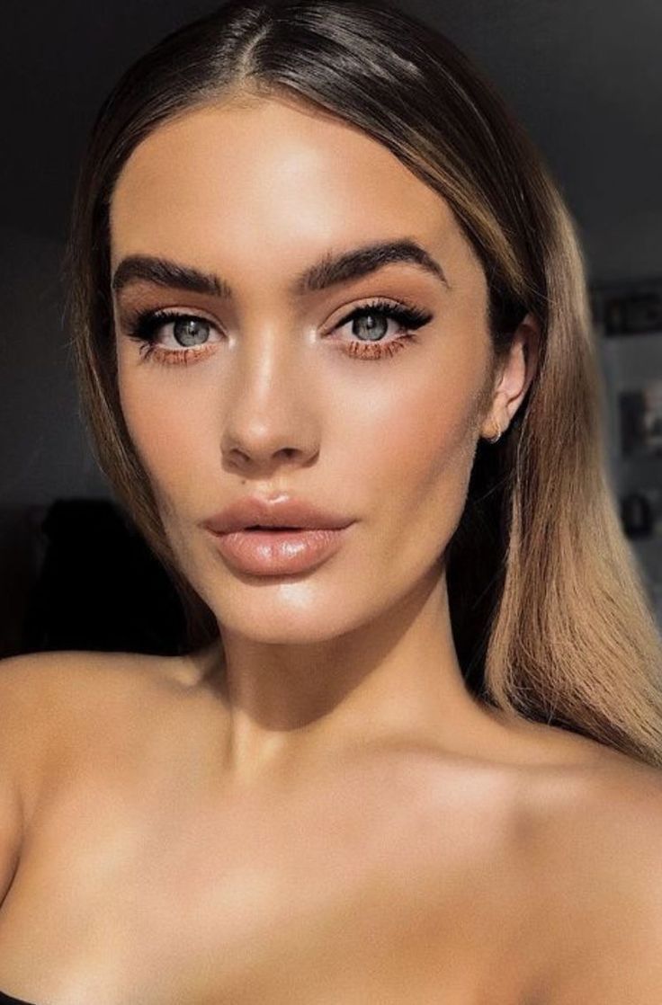 Schöne 45 elegante natürliche rauchige Lidschatten Make-up-Ideen für die Herbstparty #Make Up