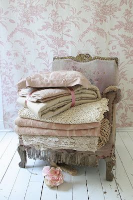 Putting Shabby Chic Chest Of Drawers In Living Room Putting Shabby Chic Chest Of Drawers In Living Room