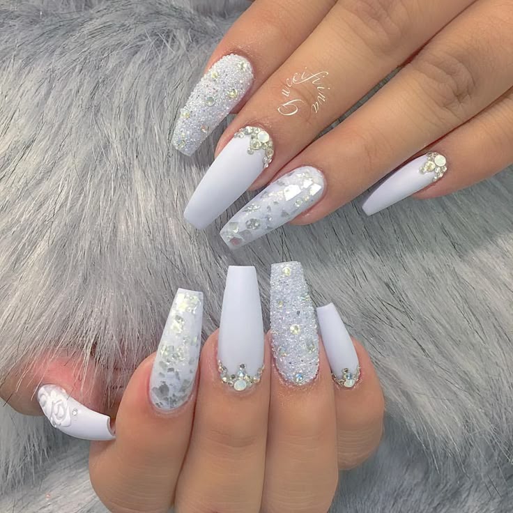 Best 25+ White Acrylic Nails Ideas On Pinterest Acrylics, Matte I like idea of white and silver but don't like coffin cut nails! - Best 25+ White Acrylic Nails Ideas On Pinterest Acrylics, Matte