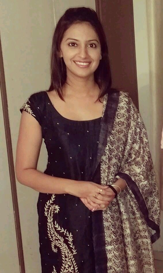 Tejashri Pradhan #tejashripradhan | Indian beauty, India beauty women, Desi  beauty