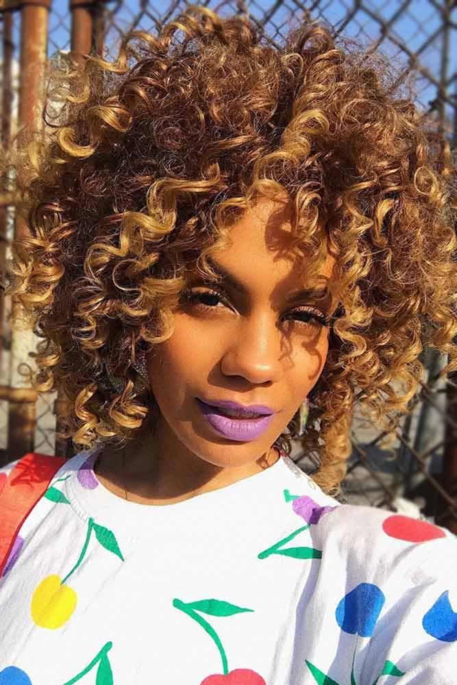 Curly Layered Bob #braids #bob #curlyhair ★ Do you know how variously you can pull off crochet braids? Let us fill you i… Curly Layered Bob #braids #bob #curlyhair ★ Do you know how variously you can pull off crochet braids? Let us fill you i…